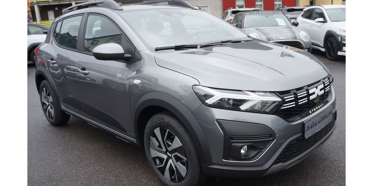 Dacia Sandero 8.300 km 17.480 &euro; Solingen 42651