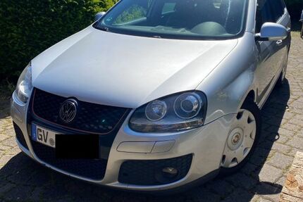 VW Golf 199.200 km 2.750 &euro; Rommerskirchen 41569