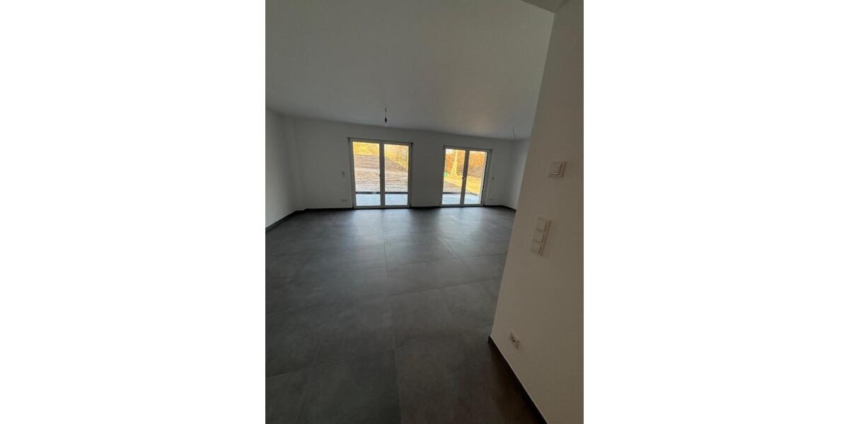 Etagenwohnung Bergisch Gladbach Paffrath - 2 Zimmer, 73 m&sup2;, 1.100&euro; | Angebot:23633156