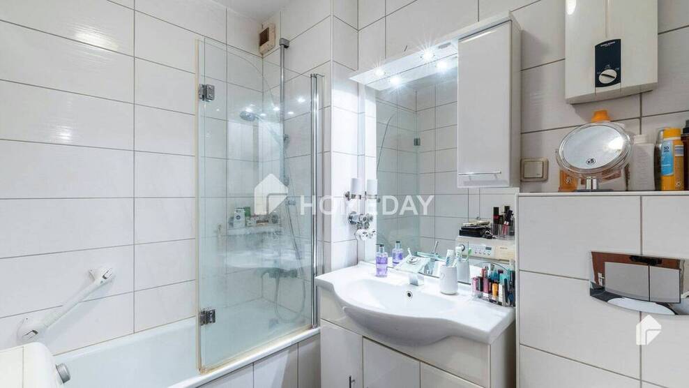 Ideal geschnittene 2-Zimmer-Wohnung mit West-Balkon, Stellplatz und Erbpacht nahe der Hildener Heide 2 zimmer