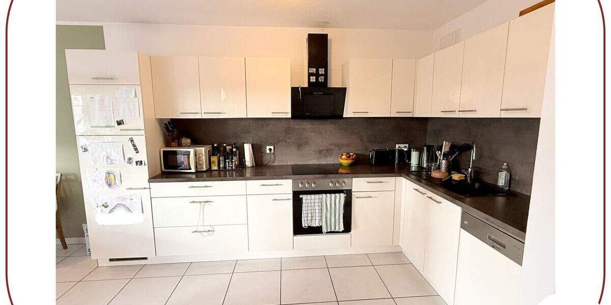 Renovierte 3-Zimmer-Etagenwohnung mit Balkon & Tiefgaragenstellplatz in zentraler Lage von Leichlingen 3 zimmer