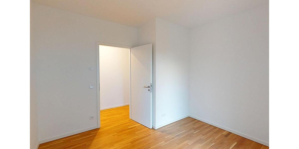Tolle Wohnlage in Heerdt: Moderne 4-Zimmer-Wohnung mit Balkon und zwei Bädern (mietpreisgedämpft) 4 zimmer