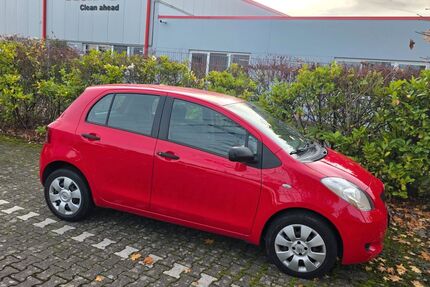 Toyota Yaris 136.000 km 2.950 &euro; Hürth 50354