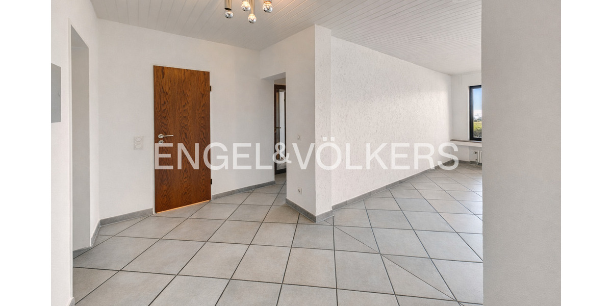 Etagenwohnung Mettmann-Metzkausen Metzkausen - 3 Zimmer, 107 m&sup2;, 290.000&euro; | Angebot:25139980