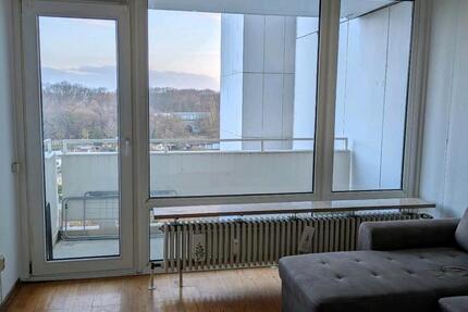 3ZiKüBadWC_Balkon_Loggia_Keller_1.200 kalt_Kôln Poll 3 zimmer