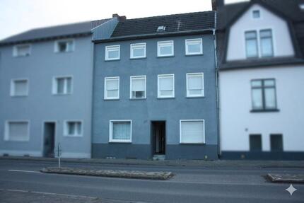 Haus Bedburg - 10 Zimmer, 176 m&sup2;, 417.000&euro; | Angebot:26921792