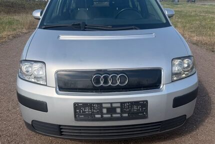 Audi A2 163.000 km 2.450 &euro; Köln/Poll 51105