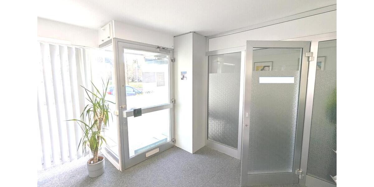 Ob Büro, Agentur oder Handel: Gewerbefläche in Grevenbroich zu vermieten zimmer