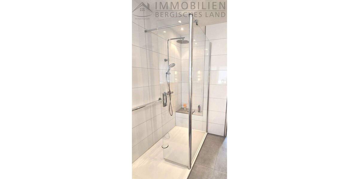 Reihenendhaus Hückeswagen Wiehagen - 5 Zimmer, 156 m&sup2;, 329.000&euro; | Angebot:25373837