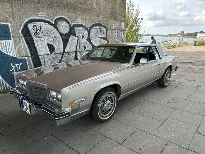 Cadillac Eldorado 100.000 km 13.400 € Düsseldorf 40489