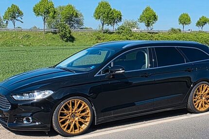 Ford Mondeo 22.500 km 15.699 &euro; Köln 50859