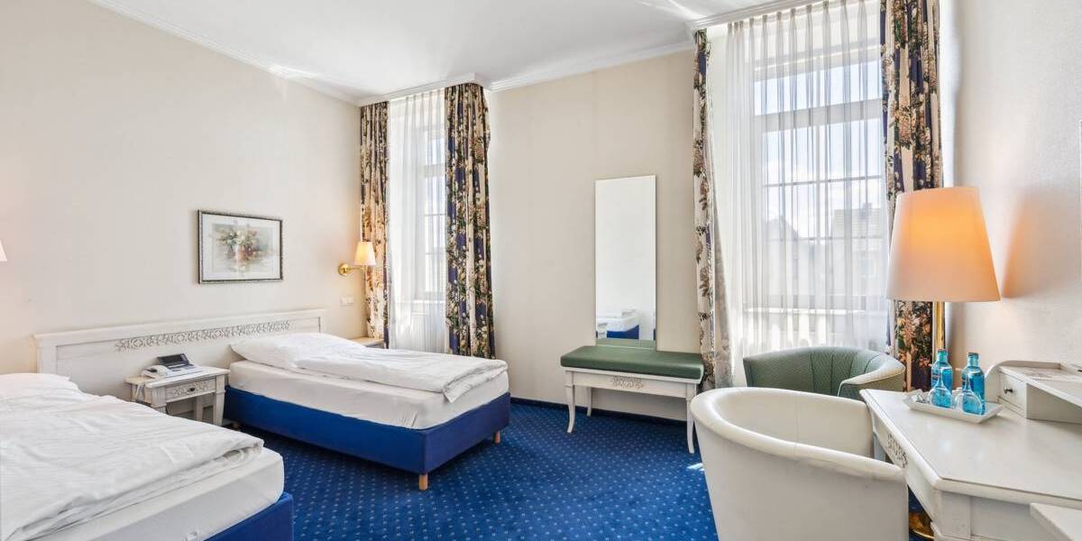 Gewerbeobjekt Grevenbroich / Kapellen Kapellen - 890.000&euro; | Angebot:21807555