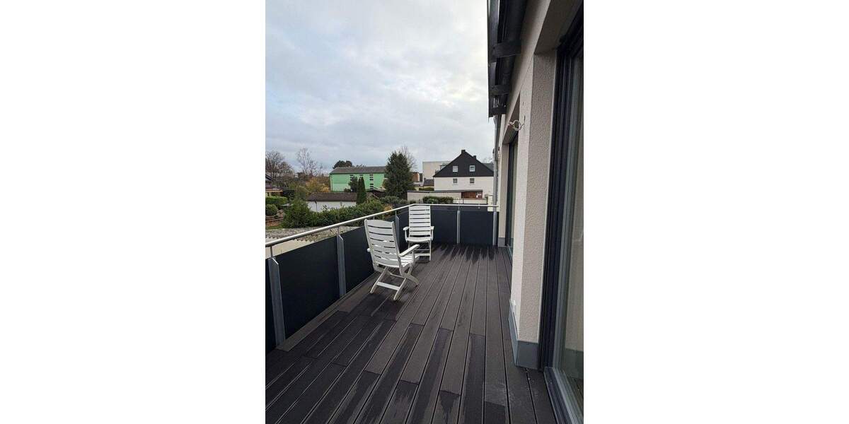 Terrassenwohnung Köln Eil - 3 Zimmer, 100 m&sup2;, 1.690&euro; | Angebot:25052354
