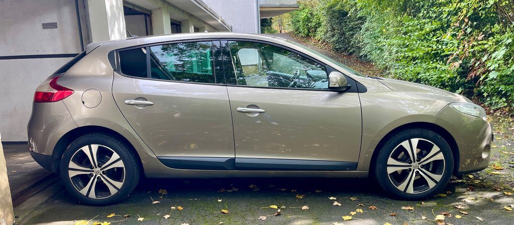 Renault Megane 123.000 km 5.400 € Haan 42781