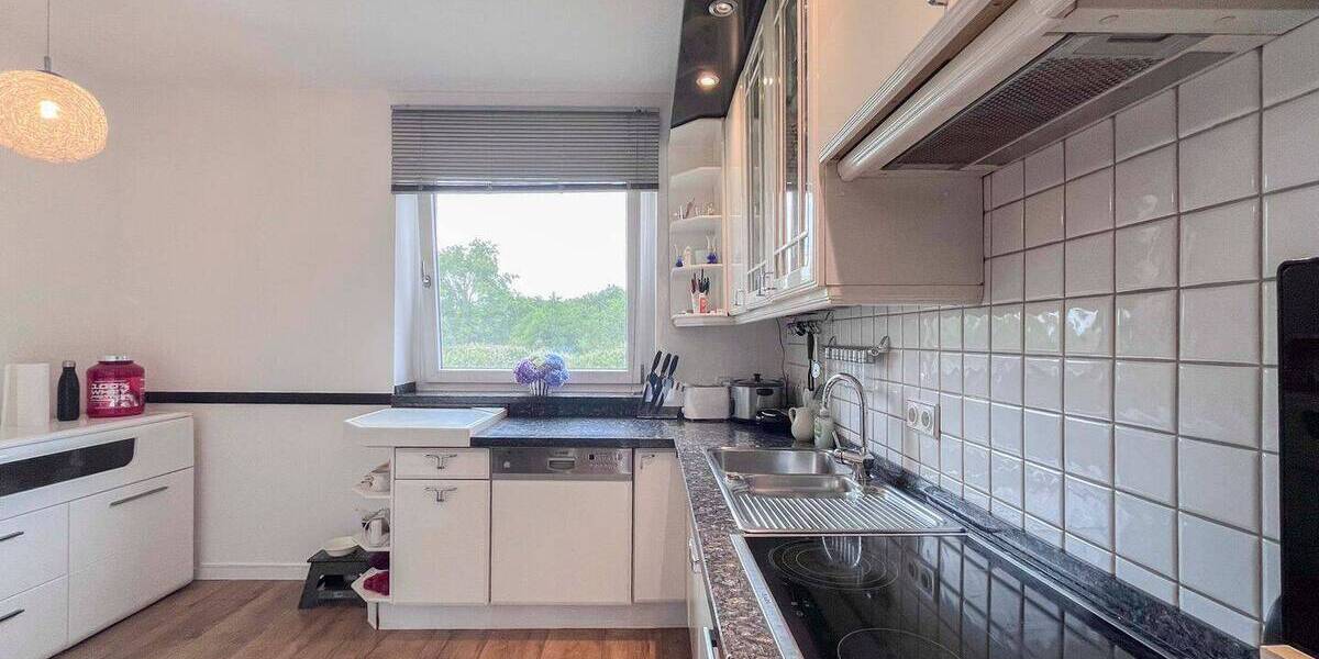 Etagenwohnung Leverkusen Bergisch Neukirchen - 4 Zimmer, 87 m&sup2;, 270.000&euro; | Angebot:26904485