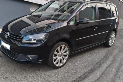 VW Touran 190.000 km 10.600 &euro; Remscheid 42855
