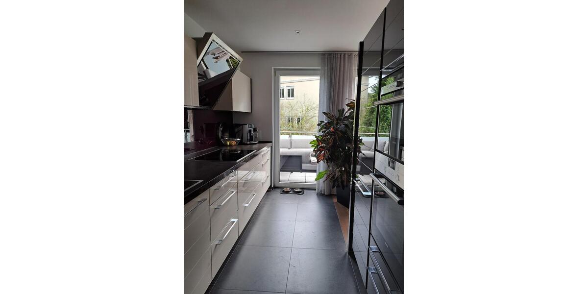 Dachgeschoßwohnung Burscheid - 4 Zimmer, 109 m&sup2;, 465.000&euro; | Angebot:25641543