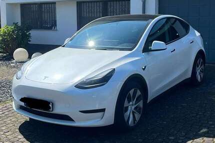 Tesla Model Y 51.181 km 30.940 &euro; Frechen, Stadt 50226