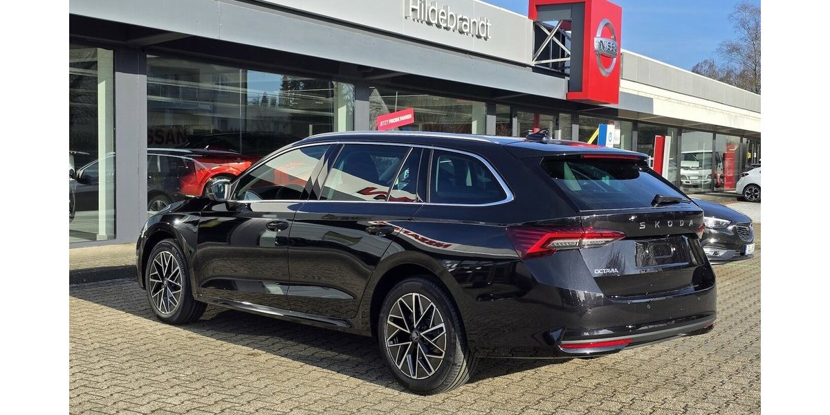 Skoda Octavia Selection Automatik|Winterpaket|LED 1.008 km 32.990 &euro; Wermelskirchen 42929