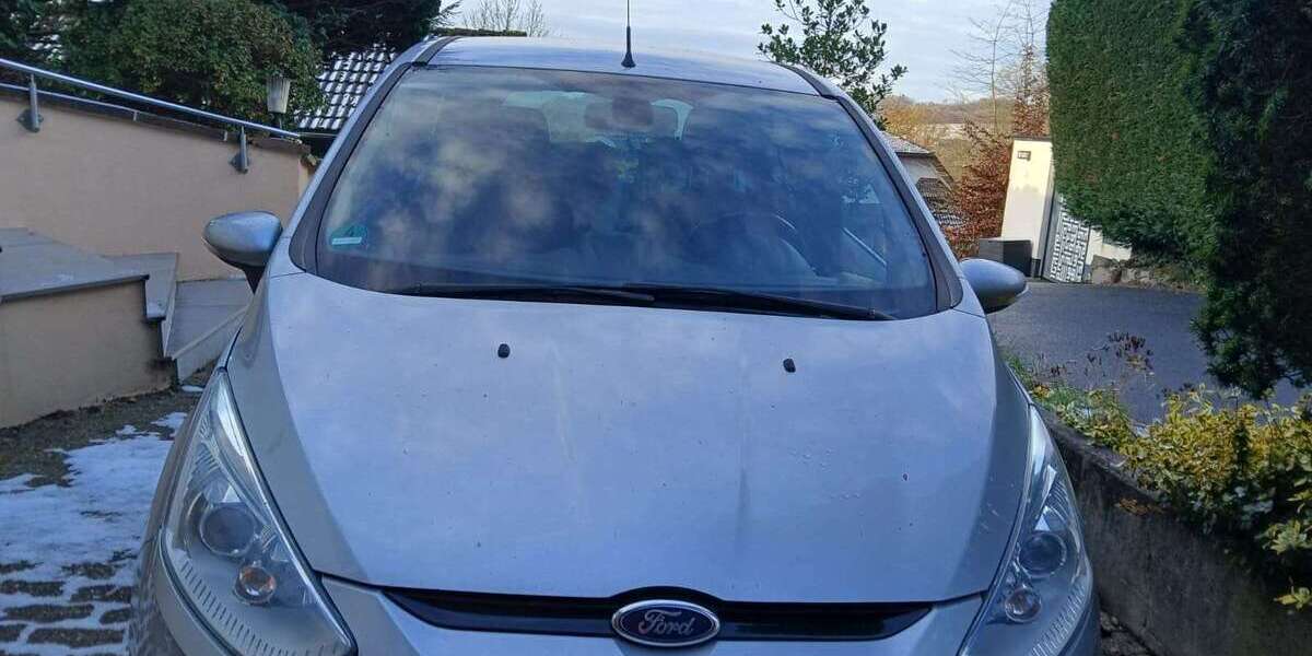 Ford B-Max 188.142 km 4.000 &euro; Lohmar 53797