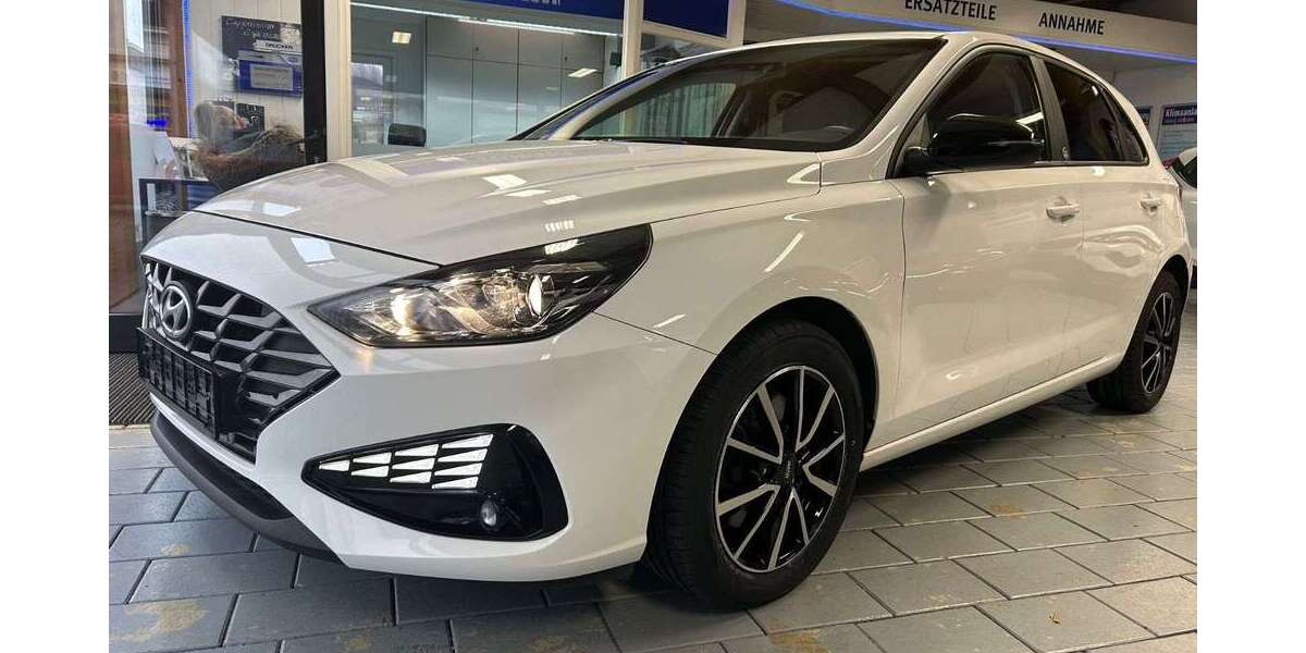 Hyundai i30 36.700 km 16.666 &euro; Leverkusen 51379