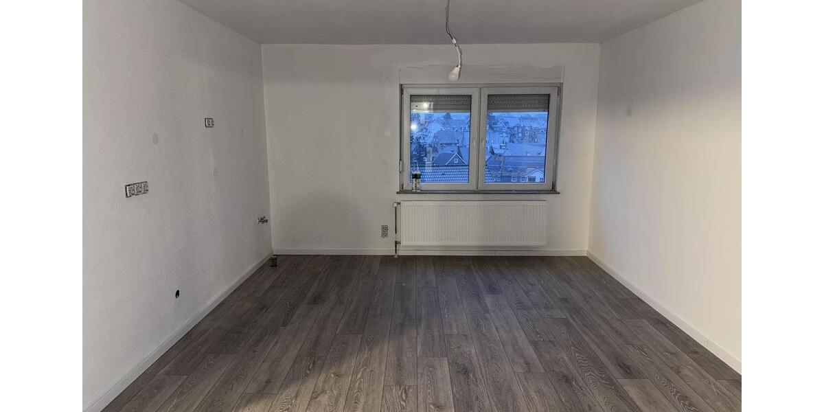 Kernsanierte 3-Zimmer-Wohnung in Nähe des Stadtzentrums 3 zimmer
