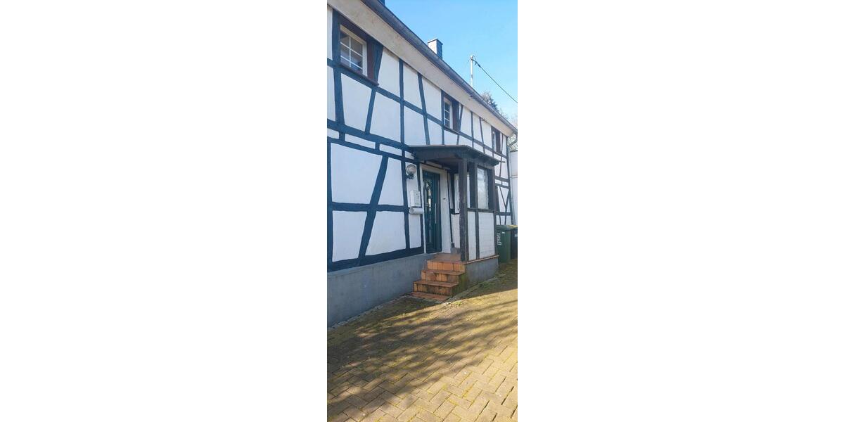 Doppelhaushälfte Overath - 4 Zimmer, 100 m&sup2;, 195.000&euro; | Angebot:26799552