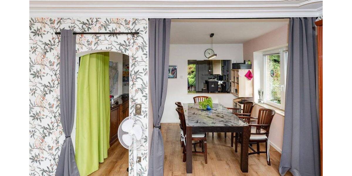 Viel Platz auf 3 Ebenen: großzügige DHH Haus Doppelgarage, PV, naturnahe Lage in Remscheid-Hasten 7 zimmer