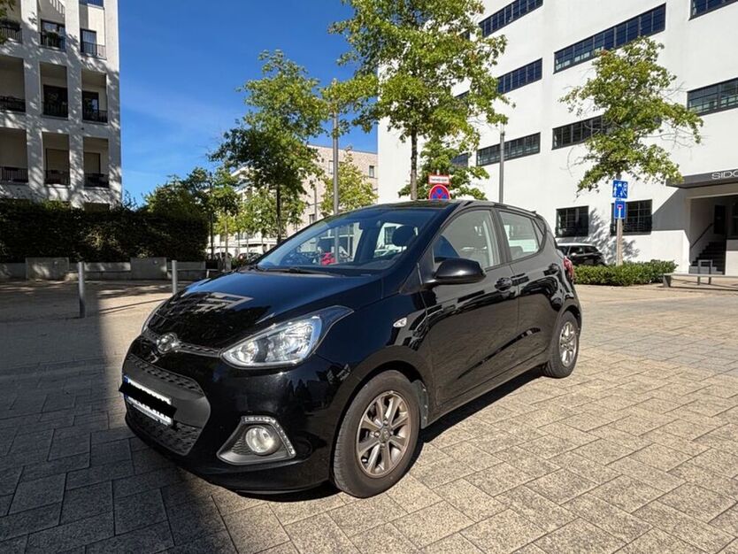 i10