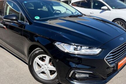 Ford Mondeo 140.500 km 11.880 &euro; Düsseldorf 40549