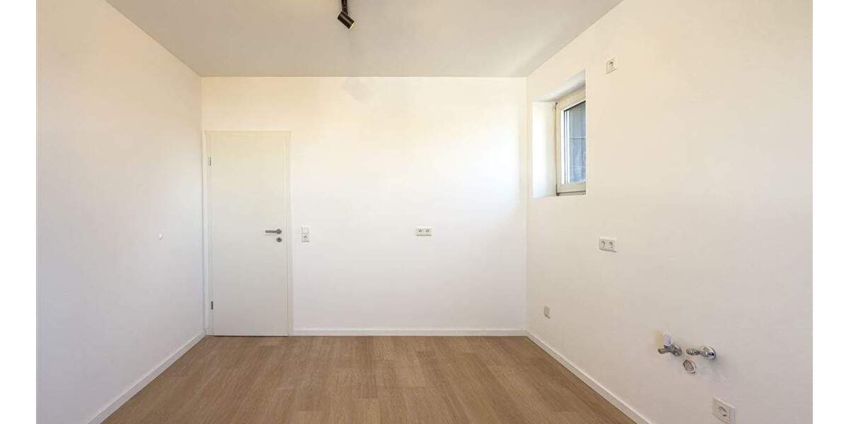 Etagenwohnung Neuss Barbaraviertel - 2 Zimmer, 159.900&euro; | Angebot:25696362