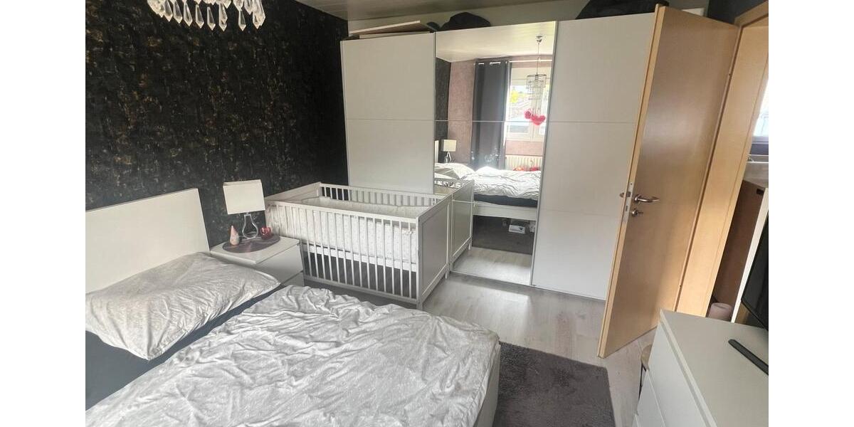 Dachgeschoßwohnung Lindlar - 3 Zimmer, 95 m&sup2;, 800&euro; | Angebot:26670821