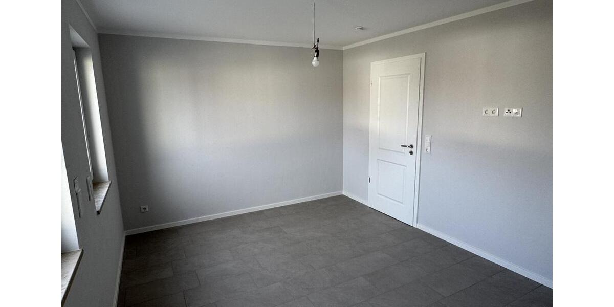 Etagenwohnung Kürten - 3 Zimmer, 92 m&sup2;, 900&euro; | Angebot:24731081