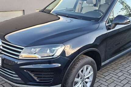 VW Touareg 112.500 km 25.950 &euro; Düsseldorf 40227