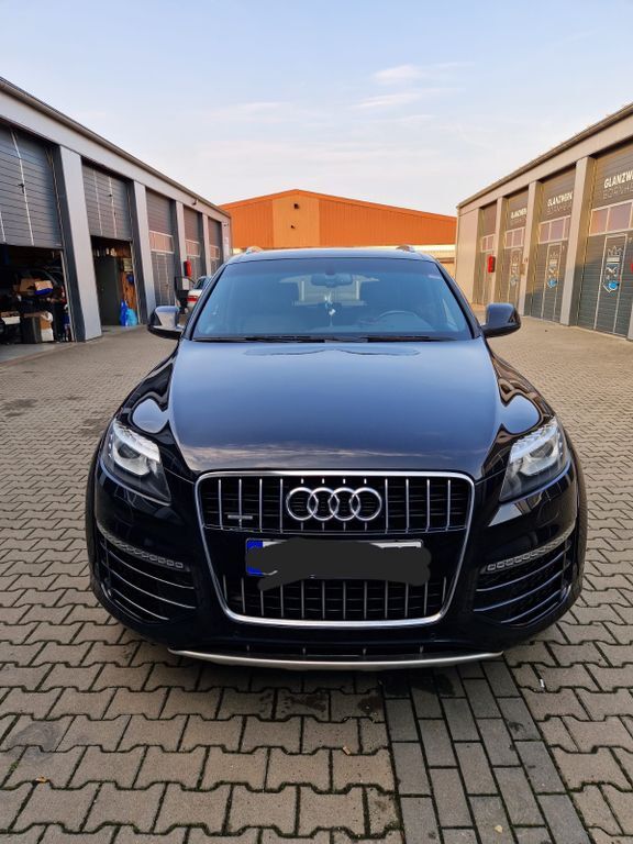 Q7