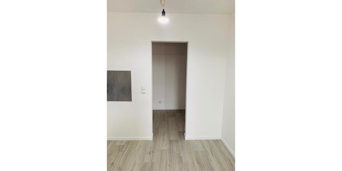 Etagenwohnung Leverkusen Bergisch Neukirchen - 2.5 Zimmer, 88 m&sup2;, 950&euro; | Angebot:26337667