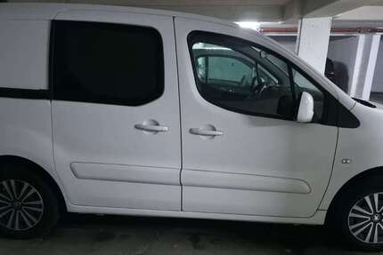 Peugeot Partner 120.000 km 10.900 &euro; Troisdorf 53842