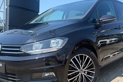 VW Touran 39.730 km 23.999 &euro; Lohmar 53797