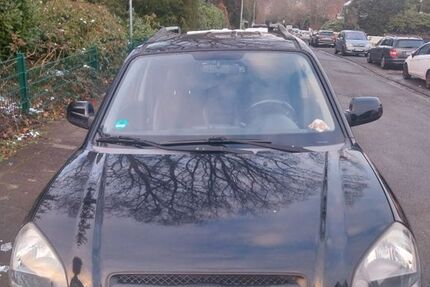 Hyundai TUCSON 189.000 km 3.750 &euro; Neuss 41468