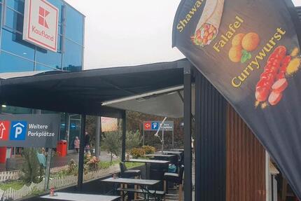 Feste Imbisswagen mitten in Düsseldorf zimmer