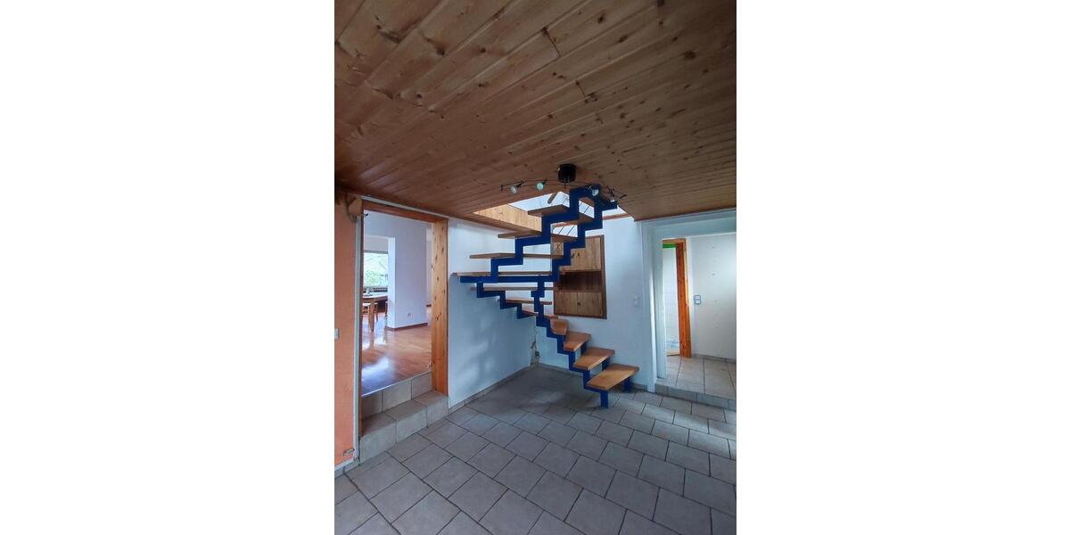 Einfamilienhaus Solingen Aufderhöhe - 5 Zimmer, 148 m&sup2;, 1.150&euro; | Angebot:26326630