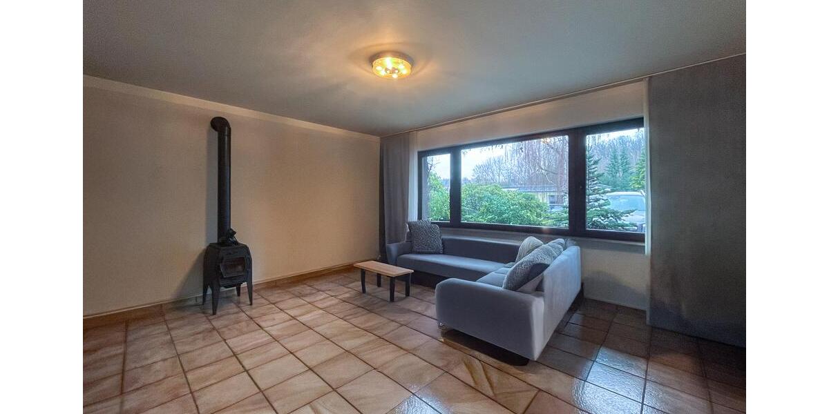 Charmante 3,5-Zimmer-Wohnung mit Garten und Terrasse in ruhiger Lage von Lohmar 3.5 zimmer