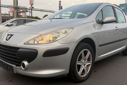 Peugeot 307 192.741 km 1.699 &euro; Remscheid 42899