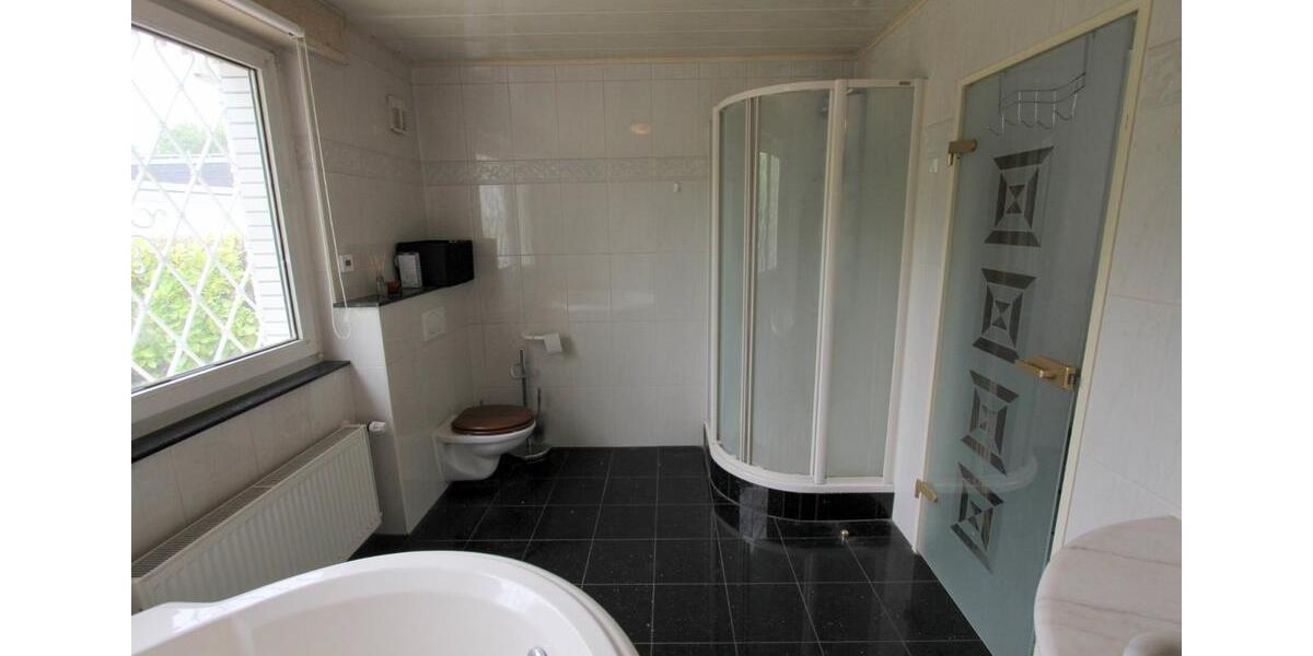 Bungalow Köln Lindenthal - 5 Zimmer, 160 m&sup2;, 675.000&euro; | Angebot:17239685