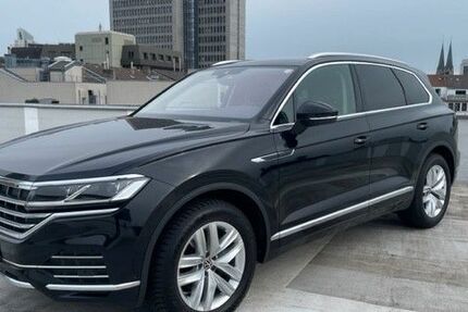 VW Touareg 97.150 km 37.980 &euro; Düsseldorf 40210