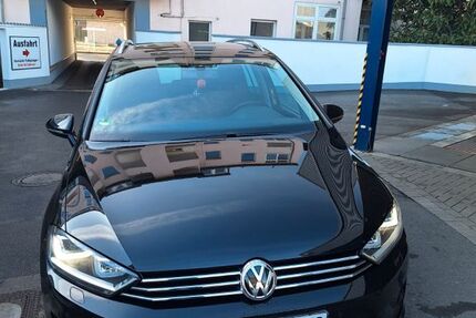 VW Golf Sportsvan 121.000 km 12.400 &euro; Langenfeld 40764