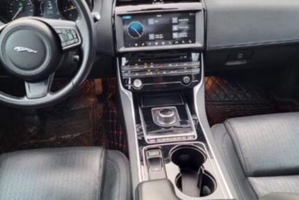 Jaguar XE 142.000 km 14.900 &euro; Frechen 50226