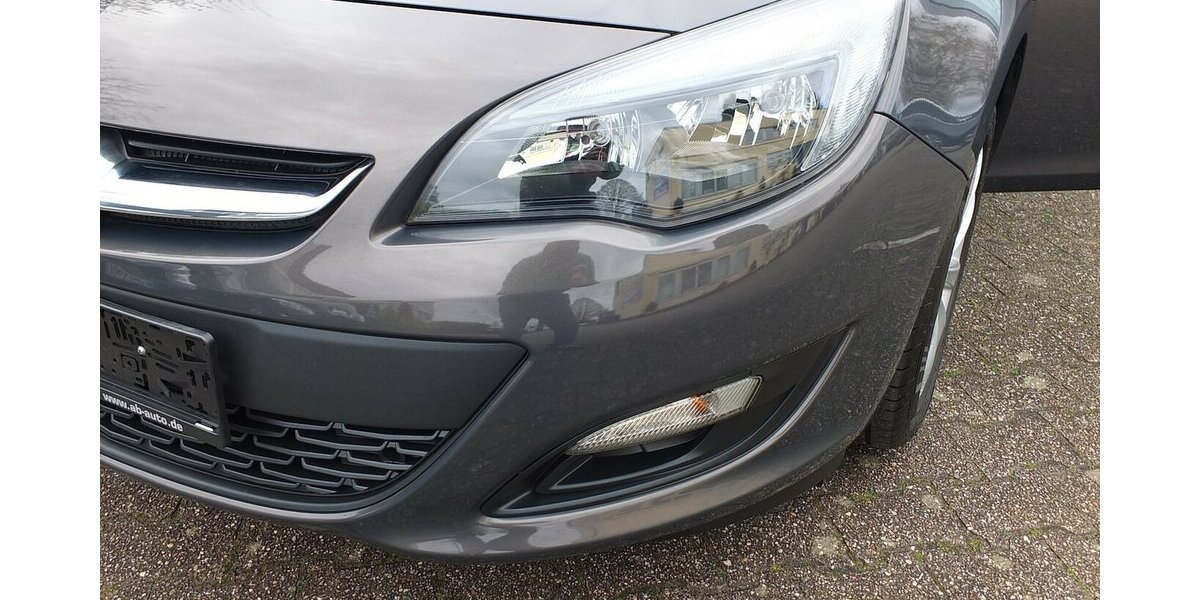 Opel Astra ACTIVE KLIMAANLAGE 17ZOLL LMF TEMPOMAT 92.855 km 6.904 &euro; Köln 50858