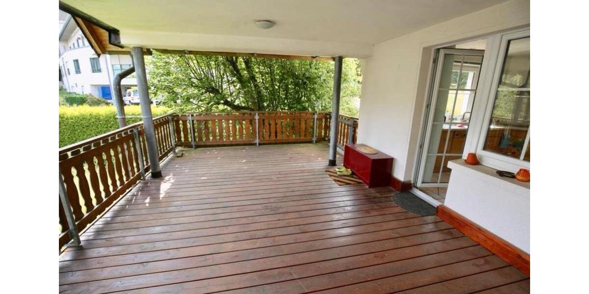 Mehrfamilienhaus, Wohnhaus Kürten - 9 Zimmer, 246 m&sup2;, 550.000&euro; | Angebot:25477902