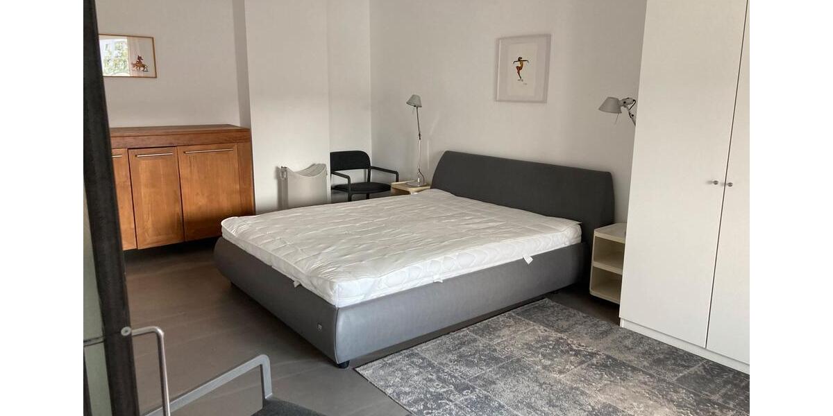 Etagenwohnung Düsseldorf Pempelfort - 2 Zimmer, 65 m&sup2;, 1.950&euro; | Angebot:26399838